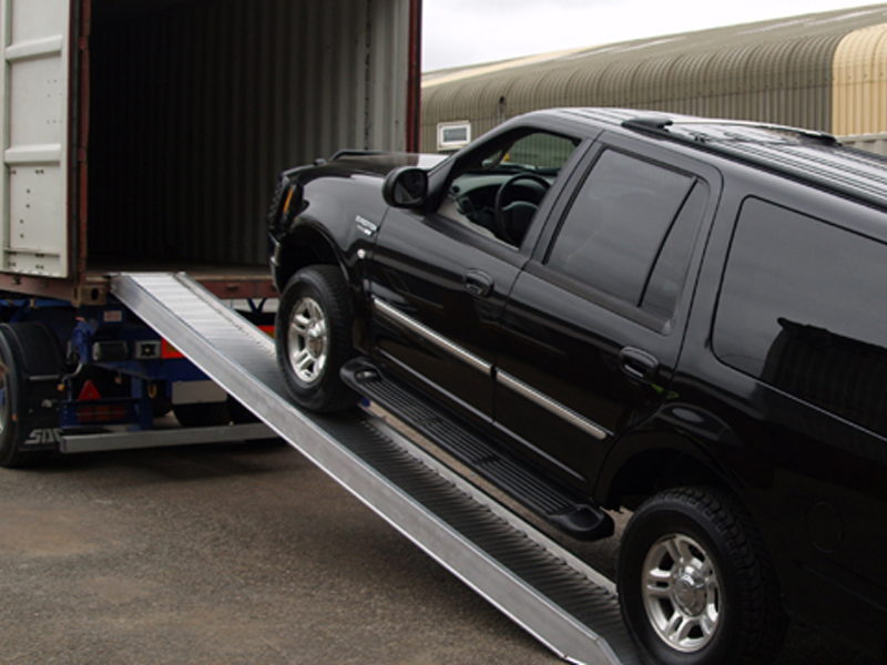 LEO Express Packers and Movers